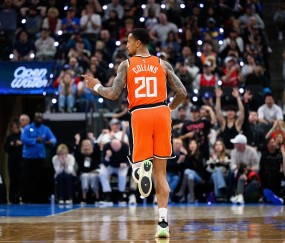 华体会网页版-快船明日迎战步行者 小卡加兰继续出战 科林斯颈部拉伤缺阵