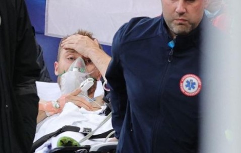 足球-【欧洲杯】埃里克森倒地急救送医 丹麦失点0比1芬兰