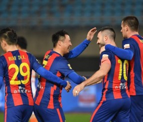 华体会网页版-亚历山德里尼两球难救主 青岛队提前准备附加赛？