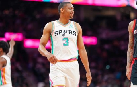 华体会体育网页版登陆-盘点联盟年轻核心组 鹈鹕第3绿军第2第1竟是他们？